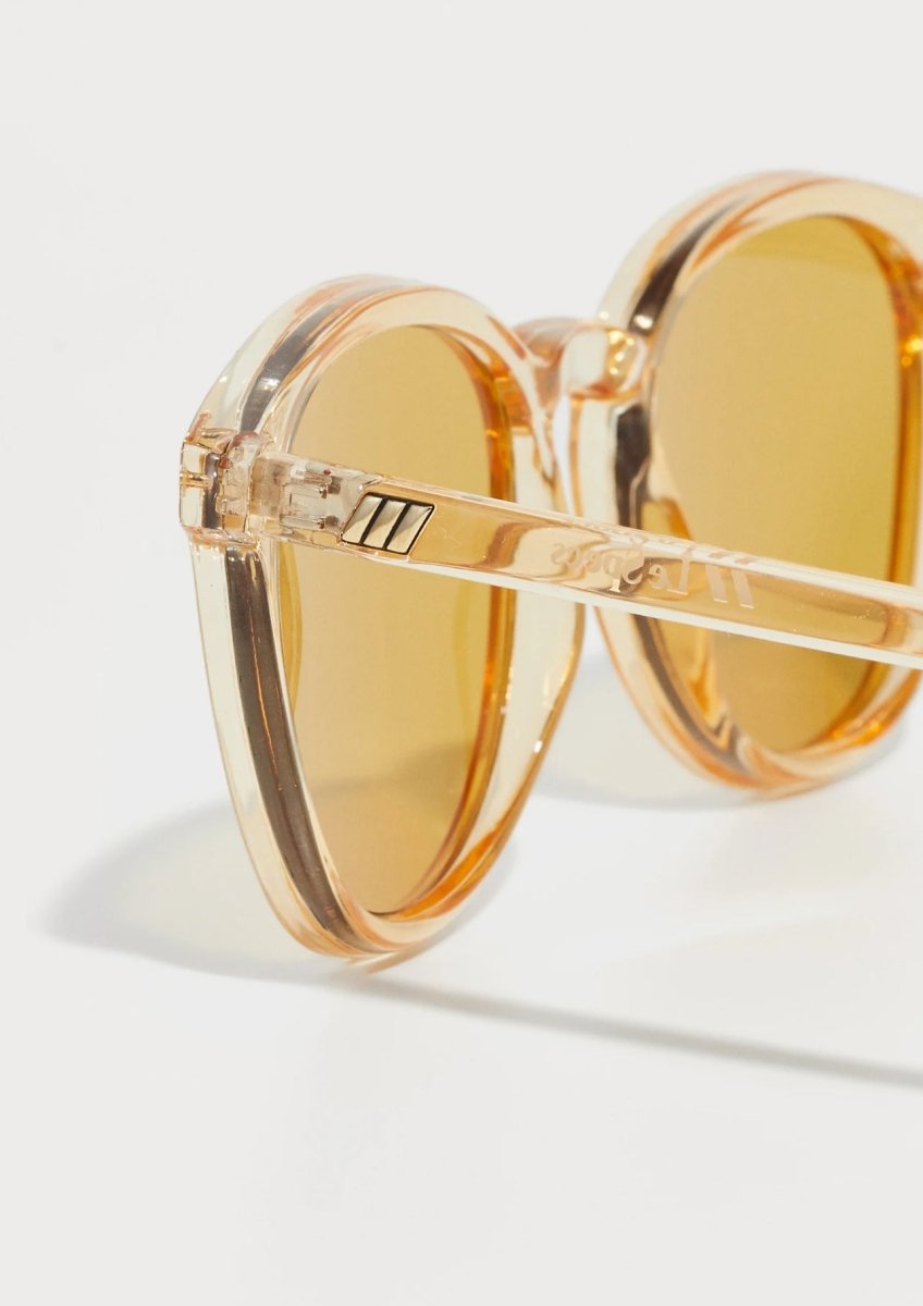 THE VOYAGER Style (Sand) Sunglasses - Mooniq - Sonnenbrille