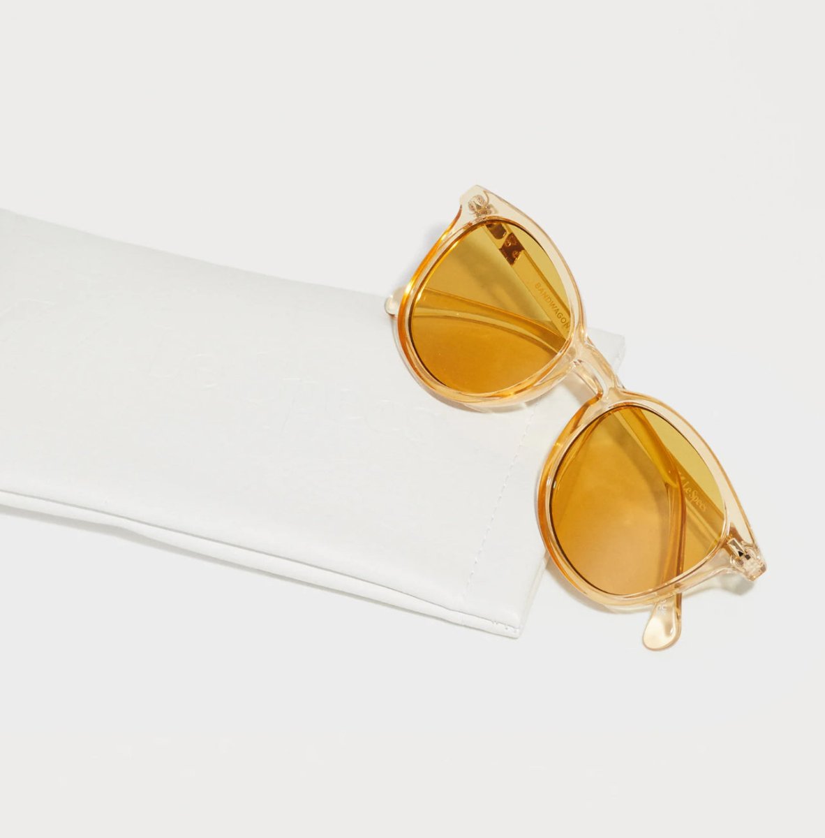 THE VOYAGER Style (Sand) Sunglasses - Mooniq - Sonnenbrille