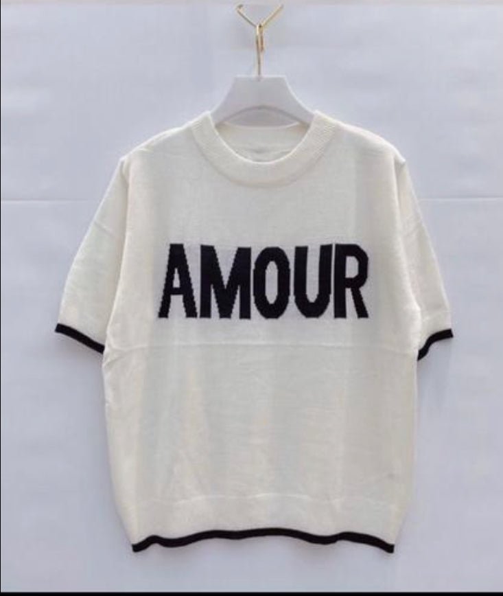 Stylischer Kurzarm-Pulli mit Amour Aufschrift - Mooniq - Pullover