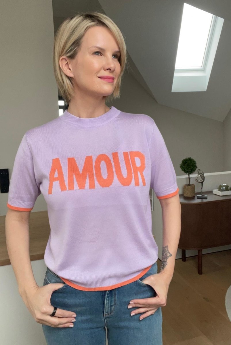 Stylischer Kurzarm-Pulli mit Amour Aufschrift - Mooniq - Pullover