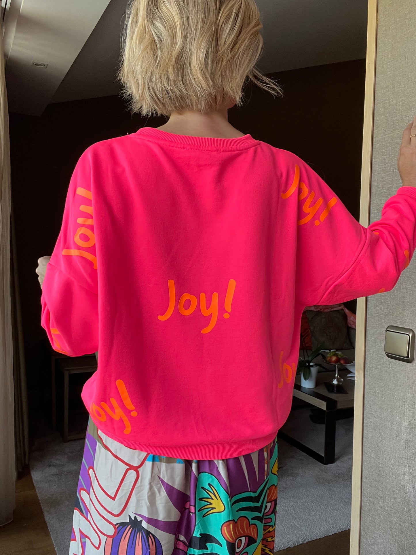 Roundneck Joy Heartface Strass – neon-pink / violett / neon-orange